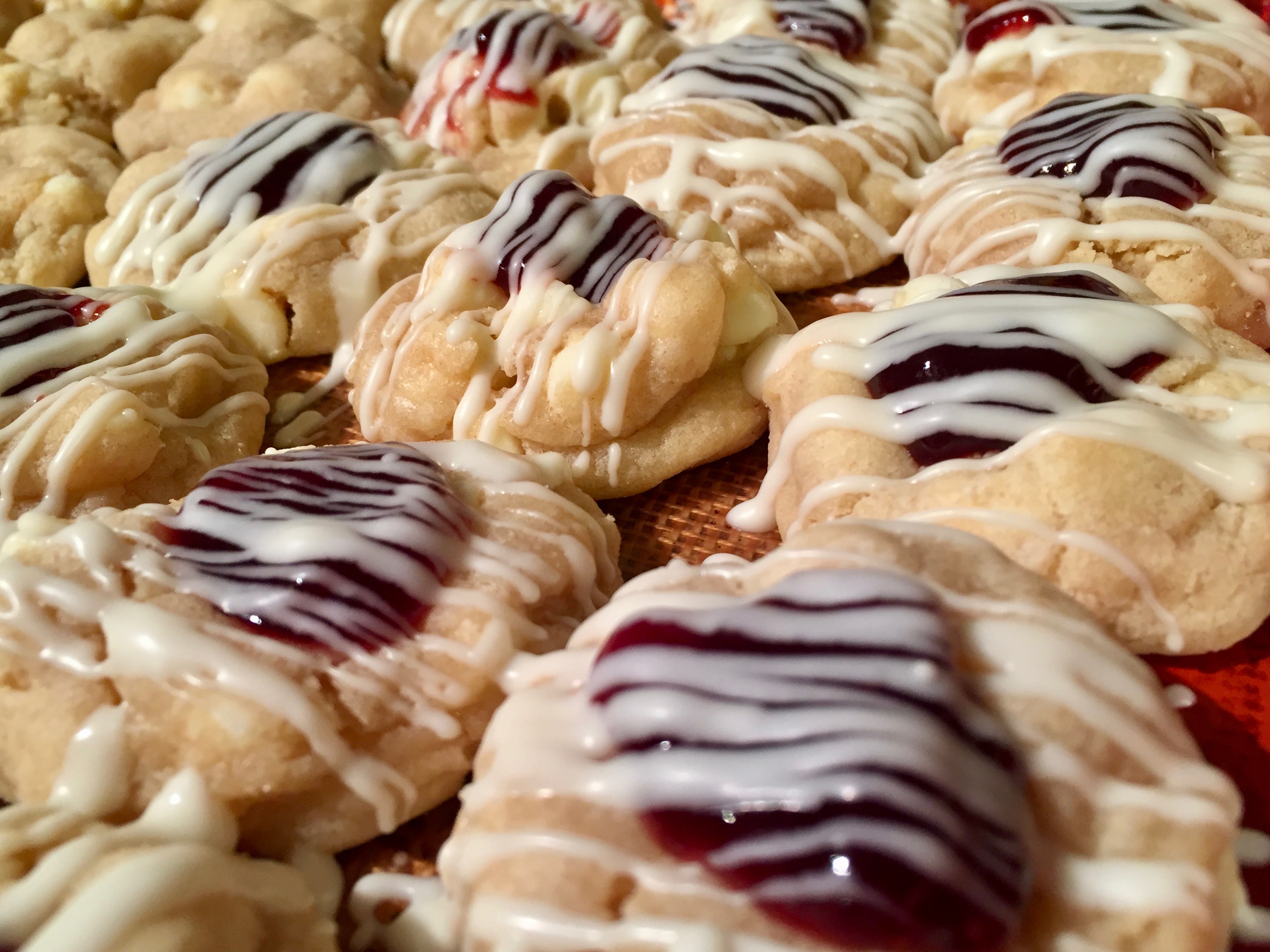White Chocolate Raspberry Cookies with White Chocolate Drizzle